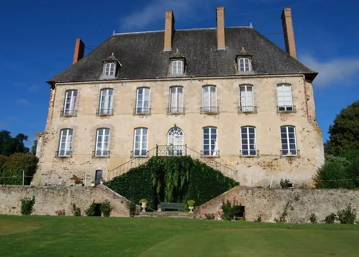 Chateau De Briailles - D'hotes 4*