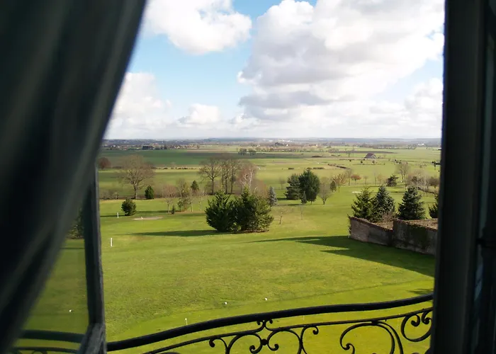 Bed & Breakfast Chateau De Briailles - D'hotes